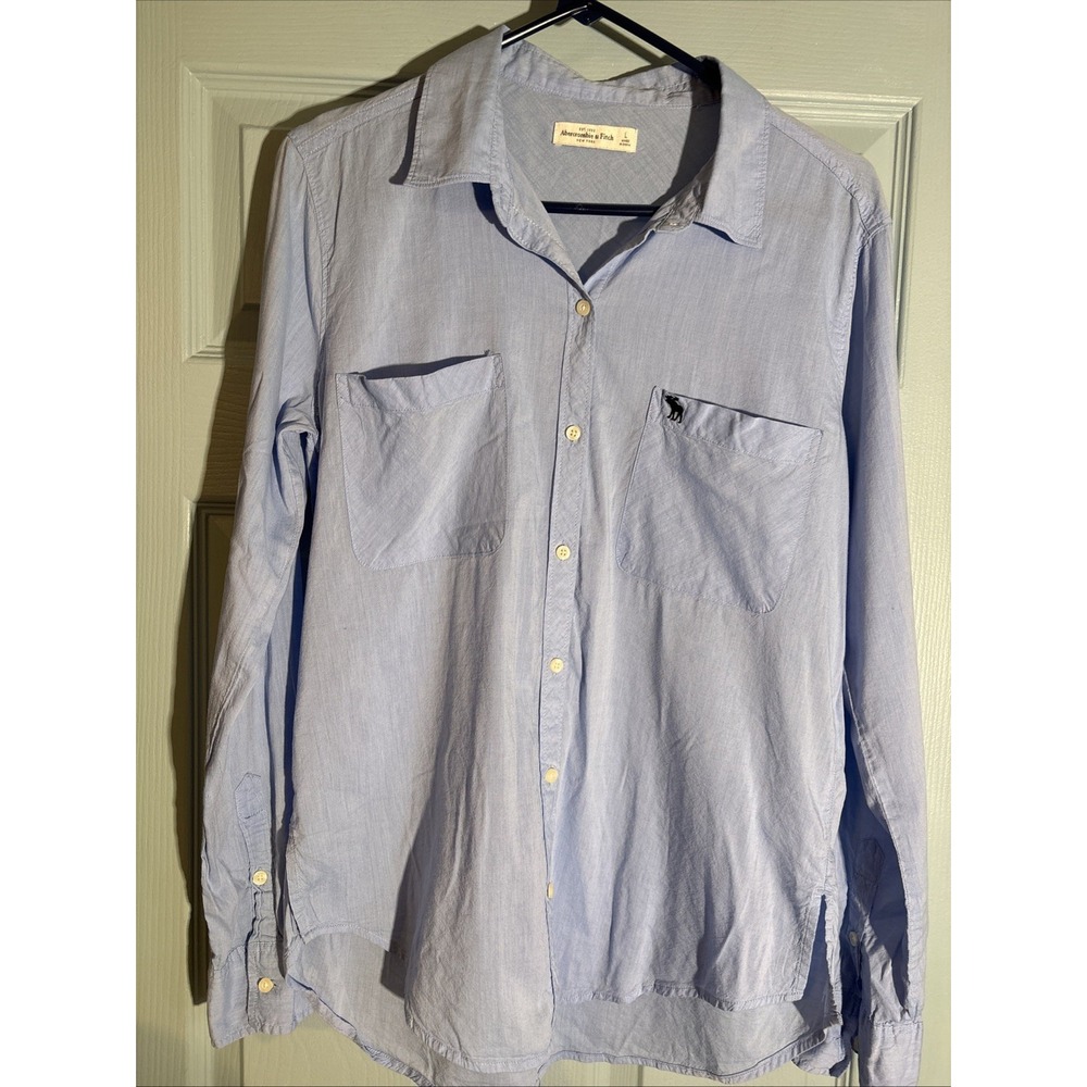 Abercrombie And Fitch Blue Lightweight Button Up Shirt‎ Large
